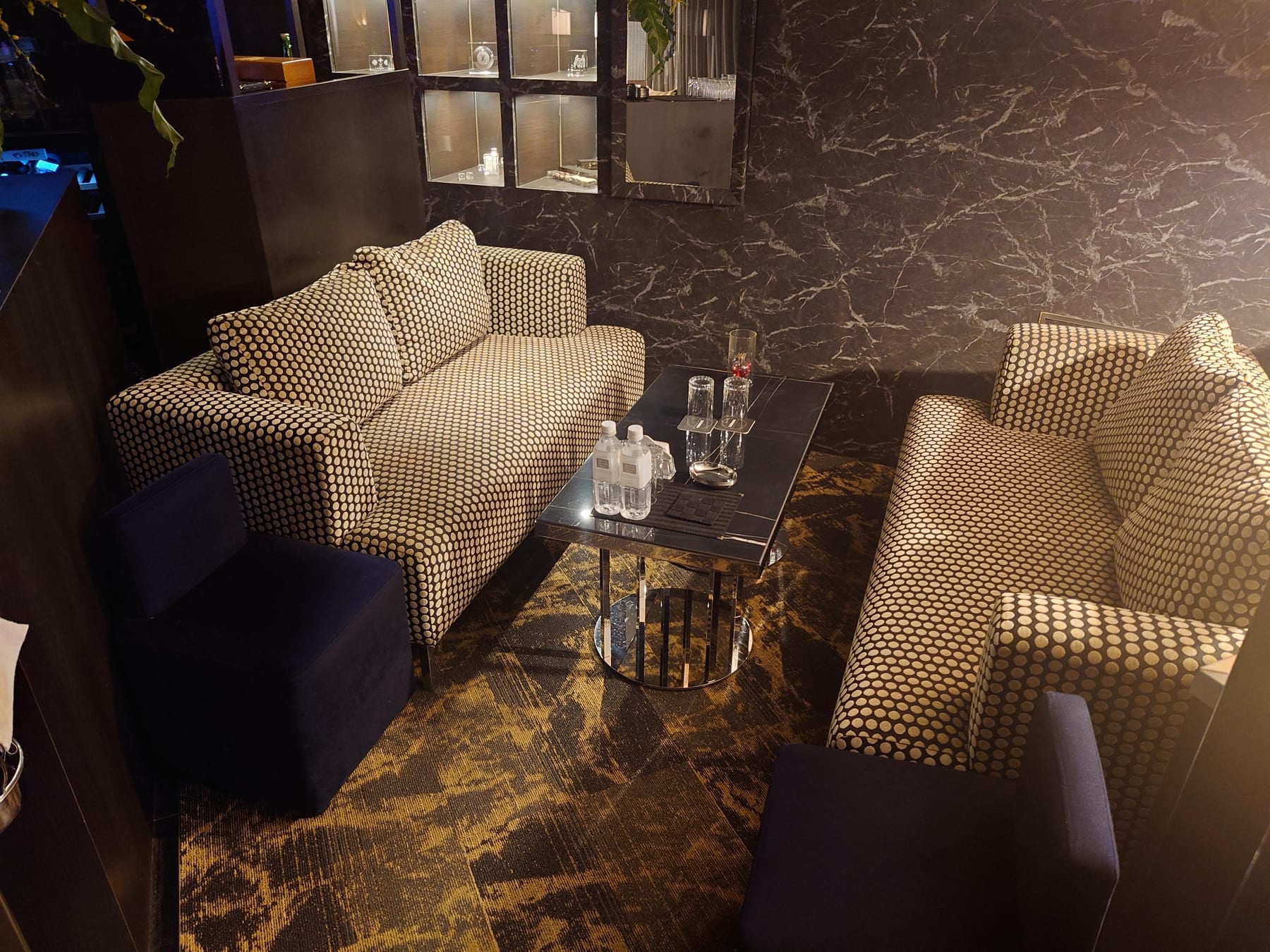 VIP ROOM の内装